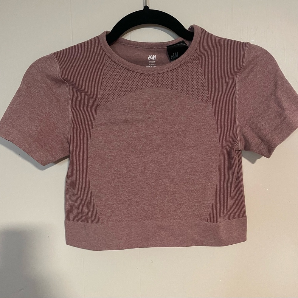 SPORTY GYM CROP TEE